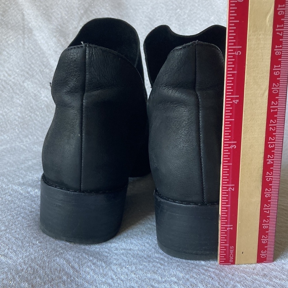 Eileen Fisher Black Suede Leather Ankle Boots Slip On Size 8.5 - Picture 3 of 9